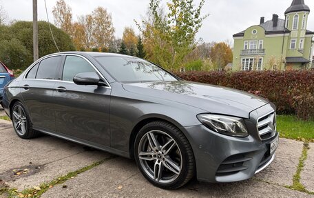 Mercedes-Benz E-Класс, 2018 год, 3 500 000 рублей, 3 фотография