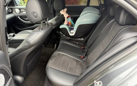 Mercedes-Benz E-Класс, 2018 год, 3 500 000 рублей, 12 фотография