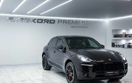 Porsche Macan I рестайлинг, 2015 год, 3 149 000 рублей, 2 фотография