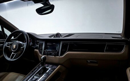 Porsche Macan I рестайлинг, 2015 год, 3 149 000 рублей, 16 фотография