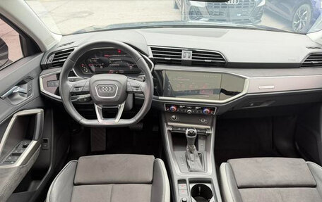 Audi Q3, 2022 год, 2 101 000 рублей, 8 фотография