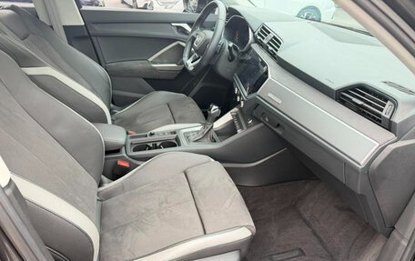 Audi Q3, 2022 год, 2 101 000 рублей, 14 фотография