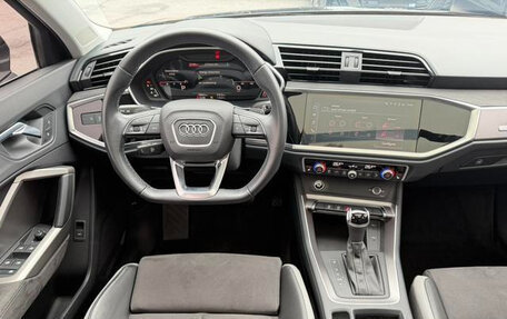 Audi Q3, 2022 год, 2 101 000 рублей, 11 фотография