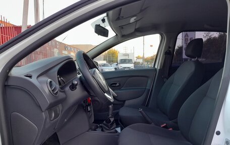 Renault Logan II, 2014 год, 758 000 рублей, 22 фотография