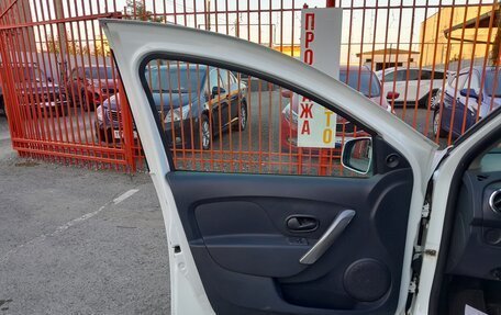 Renault Logan II, 2014 год, 758 000 рублей, 19 фотография