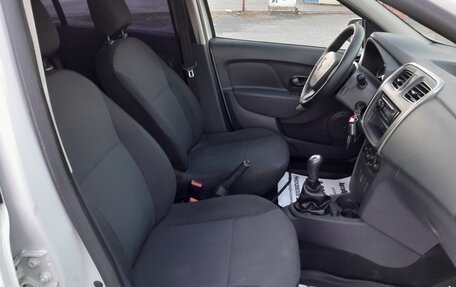 Renault Logan II, 2014 год, 758 000 рублей, 33 фотография