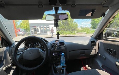 Hyundai Accent II, 2005 год, 400 000 рублей, 13 фотография