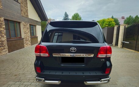 Toyota Land Cruiser 200, 2010 год, 2 270 000 рублей, 4 фотография