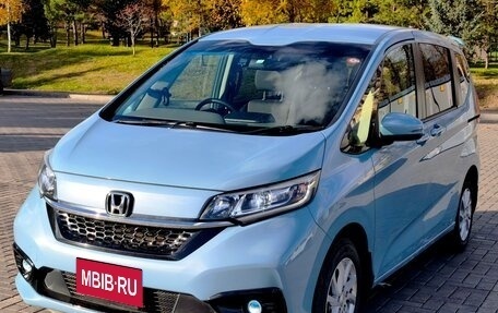 Honda Freed II, 2020 год, 1 830 000 рублей, 2 фотография