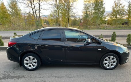 Opel Astra J, 2013 год, 728 000 рублей, 5 фотография