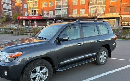 Toyota Land Cruiser 200, 2013 год, 5 300 000 рублей, 2 фотография