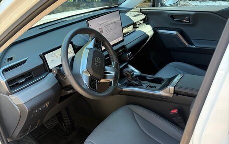 Toyota RAV4, 2026 год, 3 900 000 рублей, 4 фотография