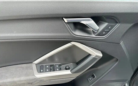Audi Q3, 2023 год, 2 450 000 рублей, 8 фотография