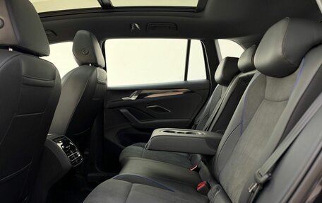 Volkswagen Tiguan, 2026 год, 4 990 000 рублей, 13 фотография