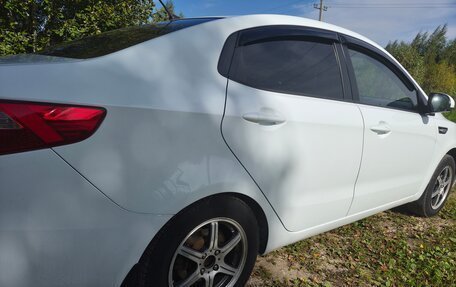 KIA Rio III рестайлинг, 2013 год, 550 000 рублей, 3 фотография