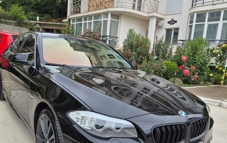 BMW 5 серия, 2012 год, 2 000 000 рублей, 2 фотография