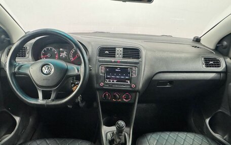 Volkswagen Polo VI (EU Market), 2015 год, 690 000 рублей, 8 фотография