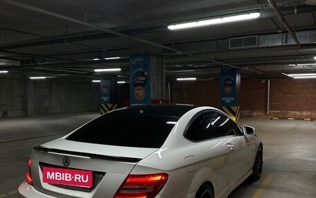 Mercedes-Benz C-Класс, 2012 год, 1 600 000 рублей, 3 фотография