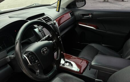 Toyota Camry, 2014 год, 1 900 000 рублей, 12 фотография