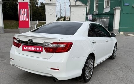 Toyota Camry, 2014 год, 1 900 000 рублей, 8 фотография