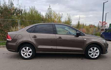Volkswagen Polo VI (EU Market), 2015 год, 1 050 000 рублей, 4 фотография