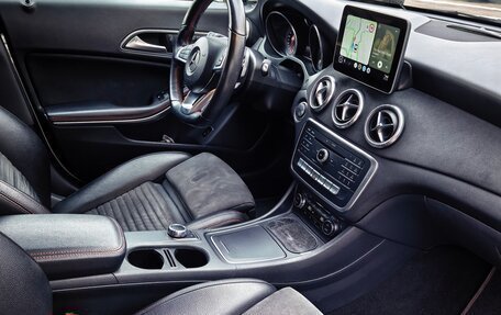Mercedes-Benz CLA, 2018 год, 2 200 000 рублей, 9 фотография