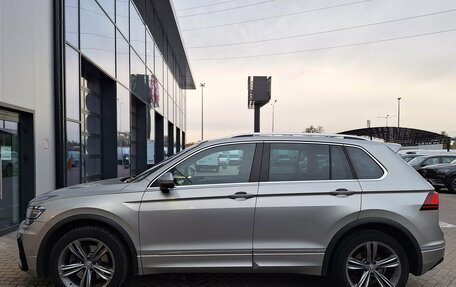Volkswagen Tiguan II, 2018 год, 2 799 000 рублей, 3 фотография