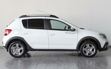Renault Sandero II рестайлинг, 2022 год, 1 239 000 рублей, 5 фотография