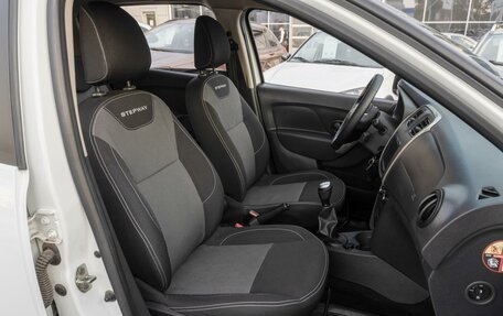 Renault Sandero II рестайлинг, 2022 год, 1 239 000 рублей, 8 фотография