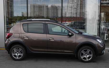 Renault Sandero II рестайлинг, 2022 год, 1 249 000 рублей, 4 фотография