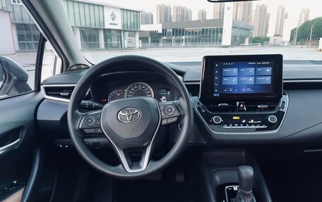 Toyota Corolla, 2023 год, 1 599 000 рублей, 9 фотография