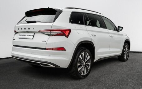Skoda Kodiaq I, 2023 год, 4 250 000 рублей, 3 фотография