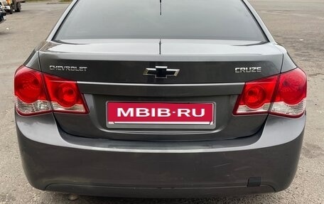 Chevrolet Cruze II, 2010 год, 480 000 рублей, 3 фотография