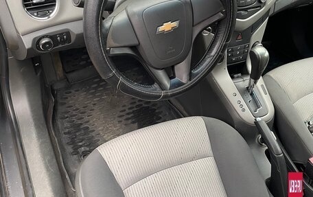 Chevrolet Cruze II, 2010 год, 480 000 рублей, 5 фотография