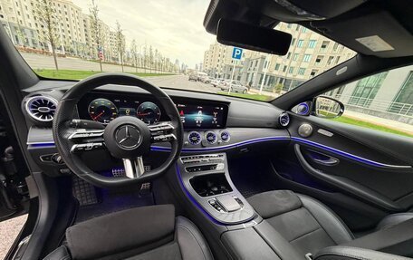 Mercedes-Benz E-Класс, 2022 год, 4 650 000 рублей, 6 фотография
