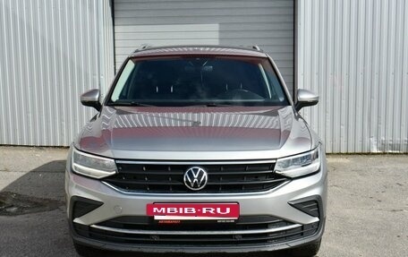 Volkswagen Tiguan II, 2021 год, 2 099 000 рублей, 5 фотография