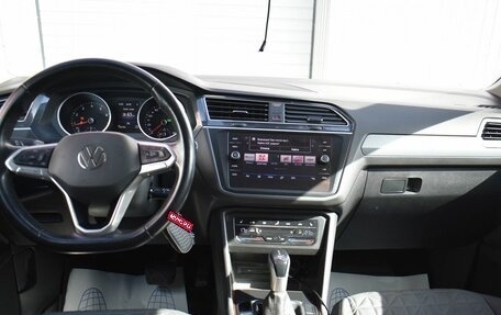 Volkswagen Tiguan II, 2021 год, 2 099 000 рублей, 16 фотография