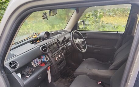 Toyota bB I рестайлинг, 2001 год, 220 000 рублей, 11 фотография