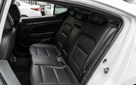 Hyundai Elantra VI рестайлинг, 2017 год, 1 555 000 рублей, 9 фотография