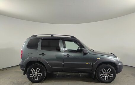 Chevrolet Niva I рестайлинг, 2017 год, 805 000 рублей, 5 фотография