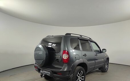 Chevrolet Niva I рестайлинг, 2017 год, 805 000 рублей, 6 фотография