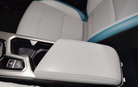 Geely Emgrand, 2023 год, 1 600 000 рублей, 17 фотография