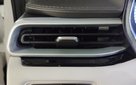 Geely Emgrand, 2023 год, 1 600 000 рублей, 22 фотография