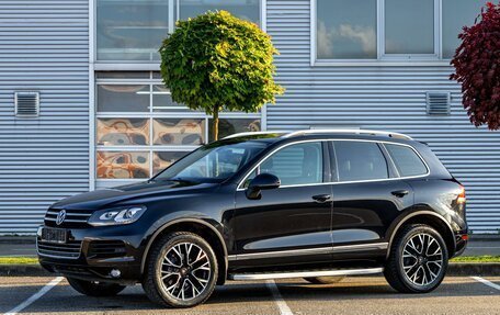 Volkswagen Touareg III, 2014 год, 1 695 000 рублей, 1 фотография