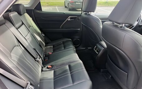 Lexus RX IV рестайлинг, 2020 год, 5 250 000 рублей, 16 фотография