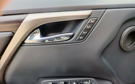 Lexus RX IV рестайлинг, 2020 год, 5 250 000 рублей, 19 фотография