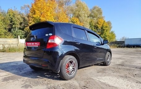 Honda Fit III, 2011 год, 690 000 рублей, 4 фотография