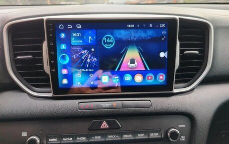 KIA Sportage IV рестайлинг, 2018 год, 2 100 000 рублей, 6 фотография