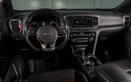 KIA Sportage IV рестайлинг, 2018 год, 2 141 000 рублей, 6 фотография