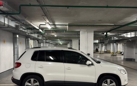 Volkswagen Tiguan I, 2011 год, 1 230 000 рублей, 4 фотография